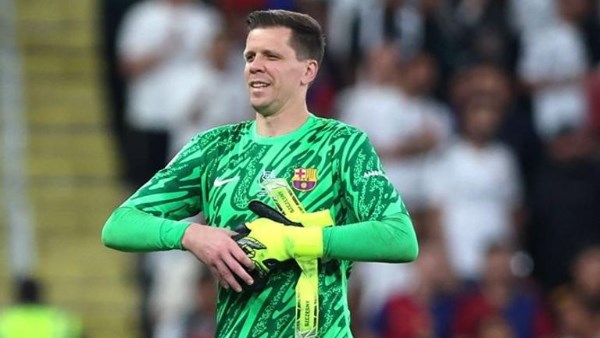 تشيزني حارس مرمى برشلونة 