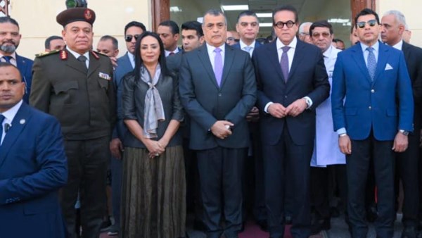 وزير الإنتاج الحربي يفتتح توسعة وحدة الغسيل الكلوي ووحدة العلاج بالأكسجين تحت ضغط عالي بالمركز الطبي التخصصي التابع للوزارة