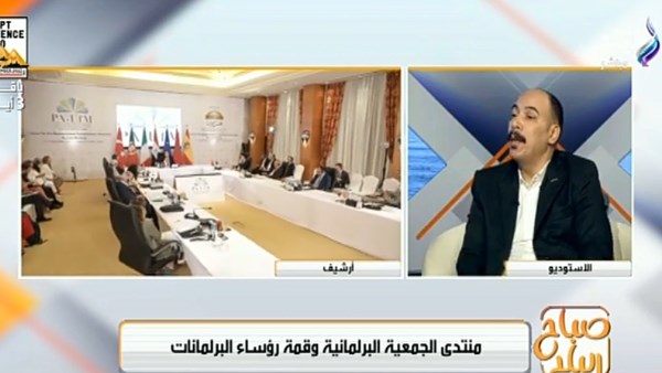 الدكتور مصطفى عبد الرحمن الباحث في العلاقات الدولية