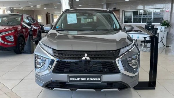 ميتسوبيشي اكليبس كروس موديل 2026