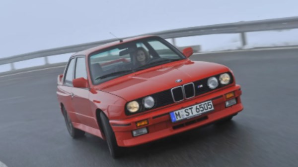 كلاوس لوته مصمم السيارات الألماني البارز