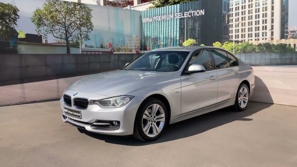 بي ام دبليو 316 موديل 2015 