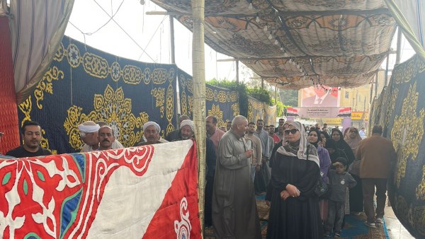 توافد المواطنيين بالجان الانتخابات بالشرقية للإدلاء بـ أصواتهم