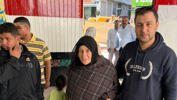 انتخابات مجلس النواب 2025 .. حرص كبار السن علي المشاركة في عمليه الاقتراع