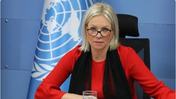 جينين هينيس بلاسخارت