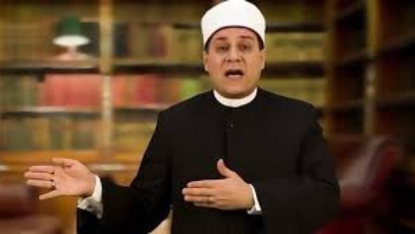  الشيخ مظهر شاهين، إمام وخطيب مسجد عمر مكرم