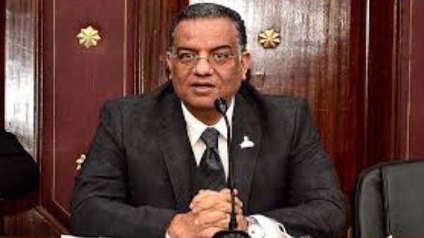 الكاتب الصحفي، محمود مسلم، عضو مجلس الشيوخ ورئيس الهيئة البرلمانية لحزب الجبهة الوطنية