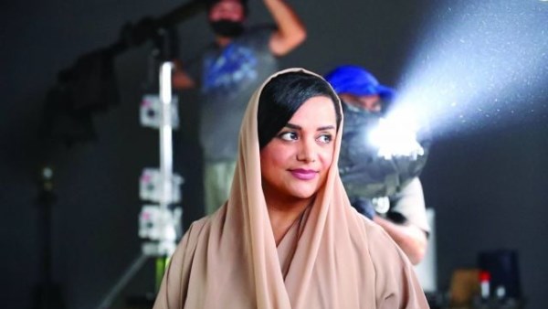 المخرجة الإماراتية نايلة الخاجة 