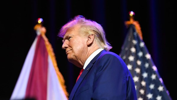 اتهامات واشنطن لحماس.. قراءة تحليلية في خلفيات الموقف الأمريكي