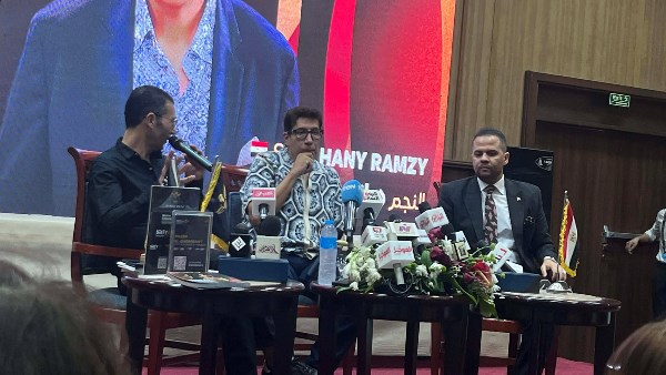 هاني رمزي بندوته فى مهرجان شرم الشيخ للمسرح الشبابي