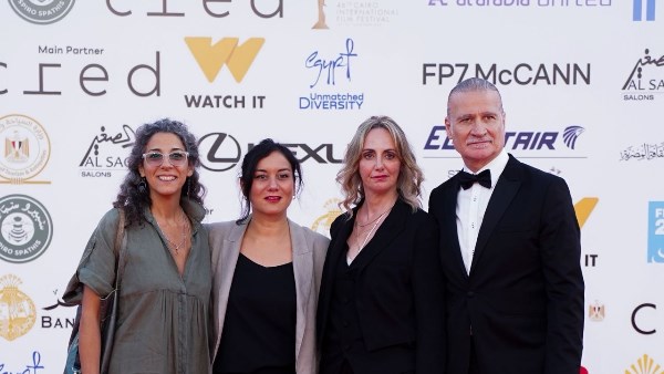 أبطال وصناع الفيلم 