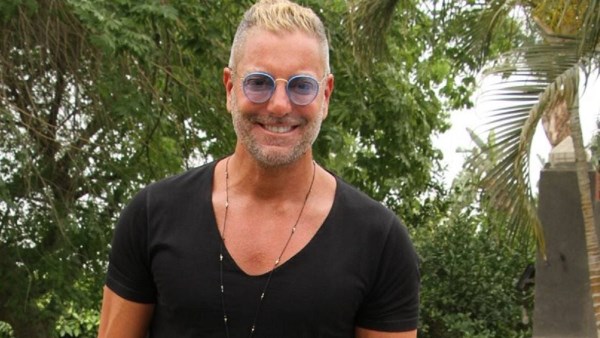 تامر هجرس يجتمع مع محمد سعد في 