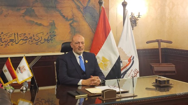  المستشار حسين أبو العطا، عضو مجلس الشيوخ، رئيس حزب "المصريين"
