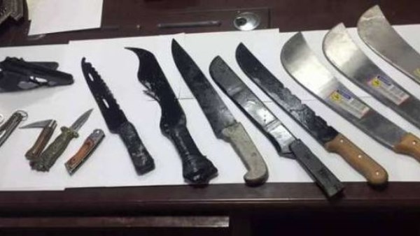 أسلحة بيضاء