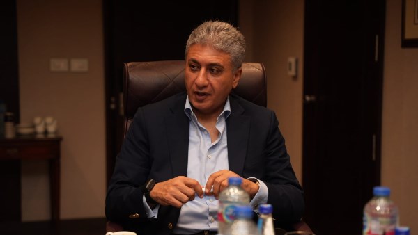 وزير السياحة والآثار 