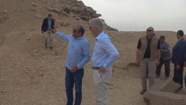 ملك بلجيكا في زيارة خاصة لـ  سقارة وأبوصير