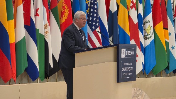 وزير التعليم العالي 