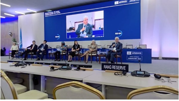 وزير التعليم العالي 