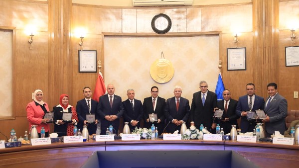 وزير التعليم العالي 