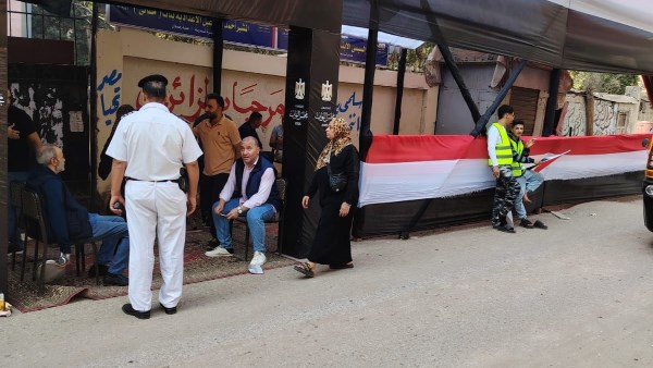 جانب من العملية الانتخابية 