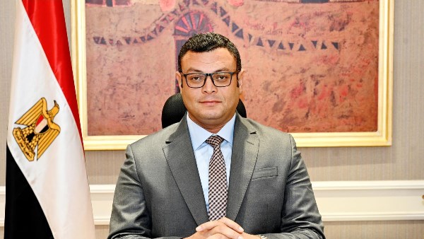 شريف الشربيني، وزير الإسكان والمرافق والمجتمعات العمرانية، موقف عددٍ من مشروعات