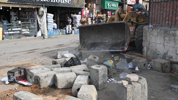حملات على مخالفات البناء بالشيخ زايد والشروق والعاشر وأسيوط والمنيا الجديدة حملات على مخالفات البناء بالشيخ زايد والشروق والعاشر وأسيوط والمنيا الجديدة