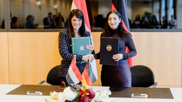 جامن من التوقيع