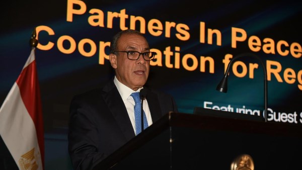 الدكتور بدر عبد العاطى وزير الخارجية