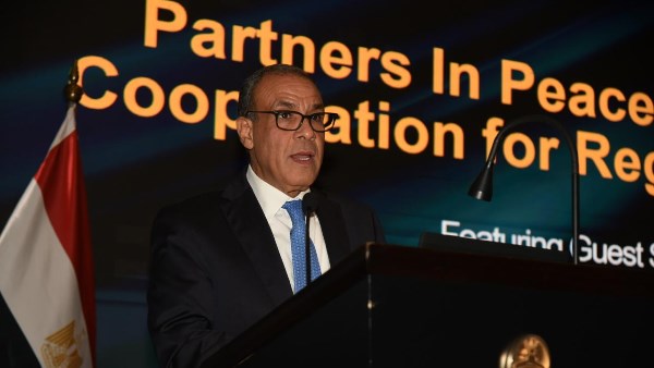 بدر عبد العاطي