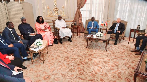 وزير التنمية والصناعة 