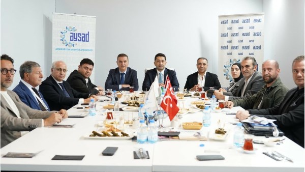 رئيس شُعبة الجلود بغرفة القاهرة التجارية