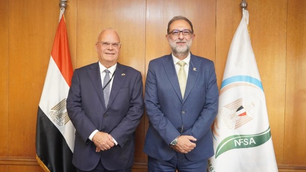 الدكتور طارق الهوبي