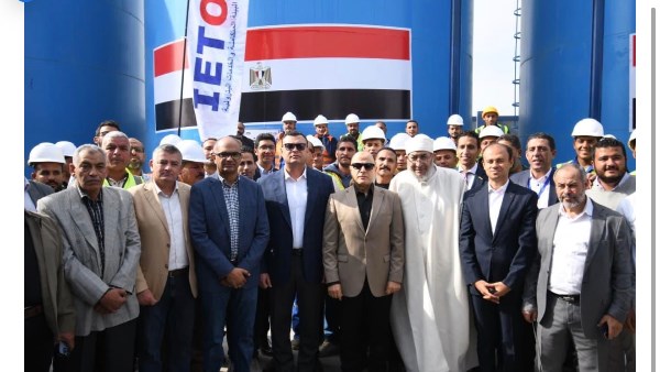 وزير الإسكان ومحافظ كفر الشيخ يفتتحان محطة مياة شرب دقميرة