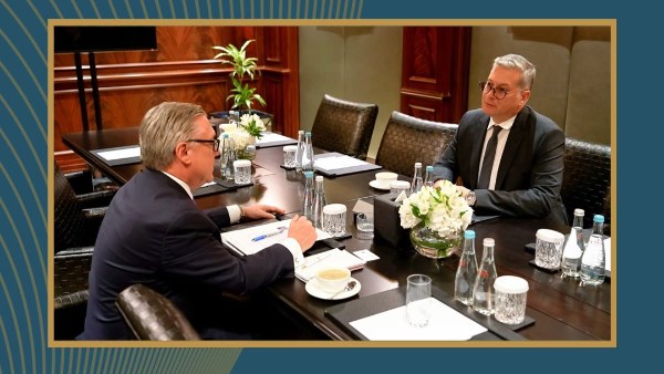  المهندس كريم بدوي وزير البترول