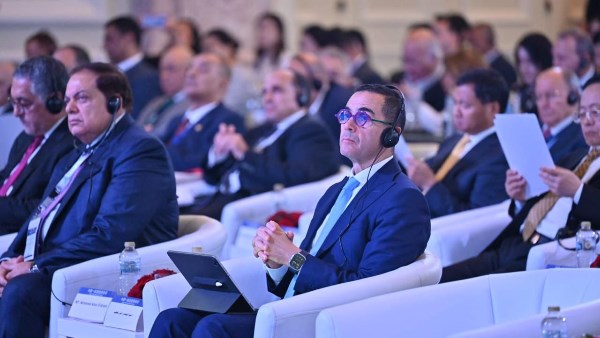 الخطيب: 2800 شركة صينية تستثمر في مصر باستثمارات تتجاوز 8 مليارات دولار الخطيب: 2800 شركة صينية تستثمر في مصر باستثمارات تتجاوز 8 مليارات دولار