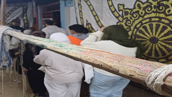 توافد الناخبين على لجان الانتخابات بالقنطرة غرب