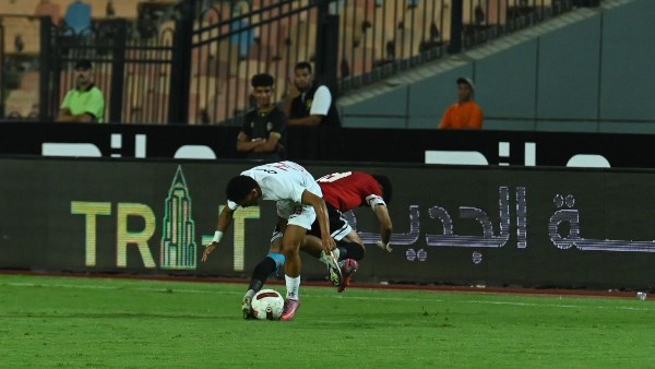خوان بيزيرا فى مباراة الزمالك وطلائع الجيش 