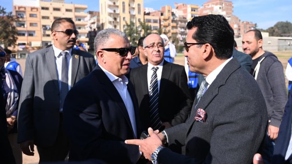 وزير الرياضة ومحافظ الإسماعيلية يتفقدان مشروع المدرسة المصرية اليابانية وزير الرياضة ومحافظ الإسماعيلية يتفقدان مشروع المدرسة المصرية اليابانية
