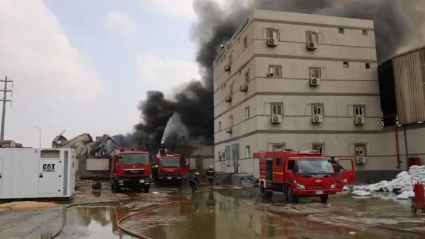 السيطرة علي حريق مصنع في المنوفية 