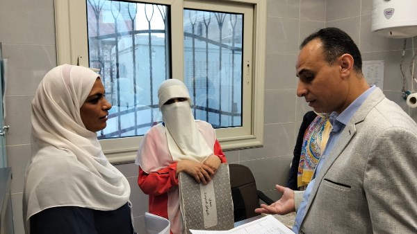 محافظ بني سويف يثني على جهود القطاع الصحي ويوجه الأجهزة التنفيذية بتقديم الدعم اللازم لإنجاح المبادرة محافظ بني سويف يثني على جهود القطاع الصحي ويوجه الأجهزة التنفيذية بتقديم الدعم اللازم لإنجاح المبادرة