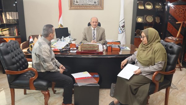 سكرتير بني سويف يتابع تحصيل مستحقات مشروعات الصرف الزراعي المُغطى سكرتير بني سويف يتابع تحصيل مستحقات مشروعات الصرف الزراعي المُغطى