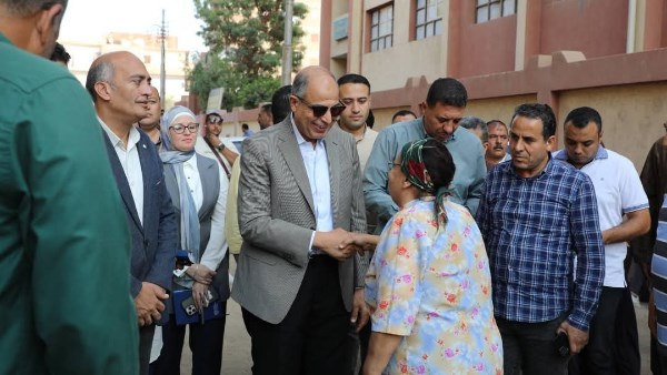 محافظ المنيا خلال الجوله 