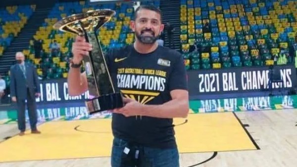 مدرب كرة السلة 