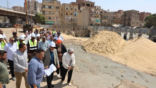 محافظ المنيا خلال الجوله 