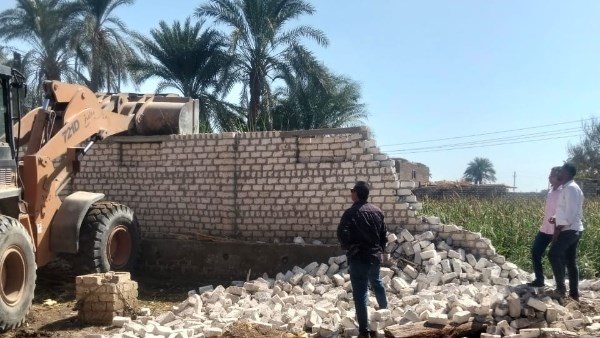 إزالة التعديات بأسيوط 