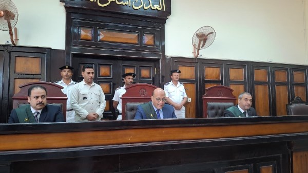 هيئة الدائرة الحادية عشر بمحكمة جنايات أسيوط 