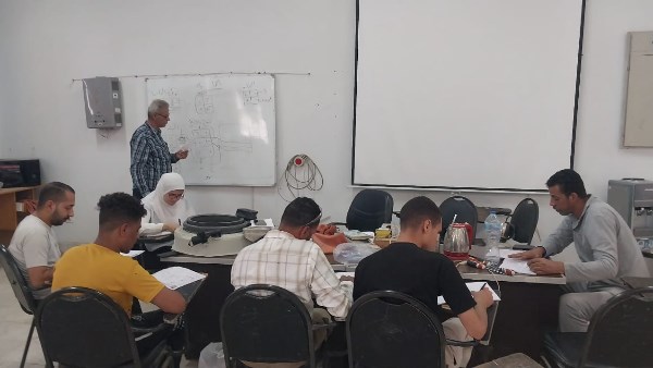 دورات تدريبية للشباب للتأهيل لسوق العمل بأسيوط 