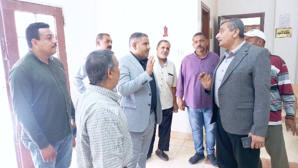 محافظ أسيوط: تكاتف الجهود لتحسين الخدمات الزراعية والبيطرية بقرية العونة بساحل سليم محافظ أسيوط: تكاتف الجهود لتحسين الخدمات الزراعية والبيطرية بقرية العونة بساحل سليم