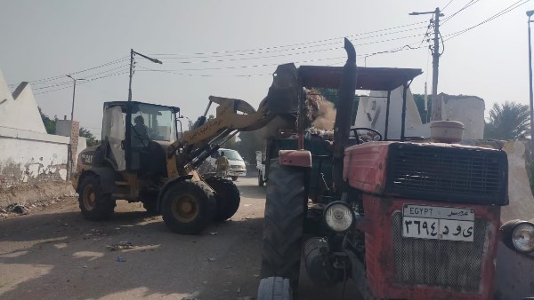 حملات مكثفة لرفع كفاءة منظومة النظافة بقرى مركز الفتح