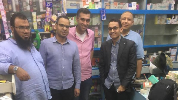 ضبط كميات من الادوية منتهية الصلاحية داخل صيدلية بدون ترخيص بمركز البداري في أسيوط